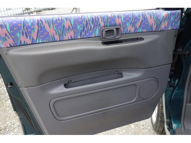 セレナ キタキツネ　４ＷＤ　８人乗り　３列シート　回転シート　フルフラット　Ｗサンルーフ　イージークロージャー　ＭＯＯＮＥＹＥＳ製スピードマスター　Ｗエアコン　キーレス　ＥＴＣ　キタキツネ専用グリルガード　ＳＲ２０ＤＥ（53枚目）