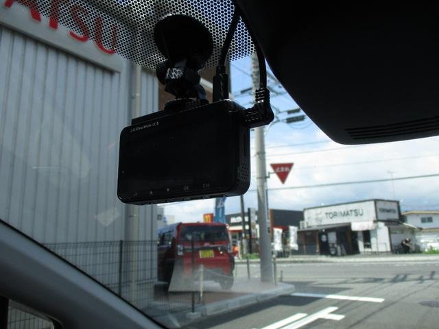 シエンタ ハイブリッドＧ　クエロ　ワンオーナー　トヨタセーフティセンス　ＬＥＤ　フォグ　オートライト　オートドアミラー　両側パワースライドドア　純正ナビ　バックカメラ　地デジ　ブルートゥース　ＥＴＣ　ドラレコ　禁煙車（33枚目）