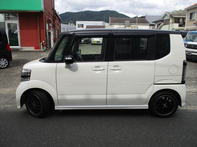 Ｎ－ＢＯＸカスタム ２トーンカラースタイル　Ｇ・ターボＬパッケージ　ワンオーナー　ＨＩＤ　フォグ　オートライト　オートドアミラー　両側パワースライドドア　クルコン　パドルシフト　純正ナビ　バックカメラ　地デジ　ＤＶＤ再生　ブルートゥース　ドラレコ　ウーファー　禁煙車（5枚目）