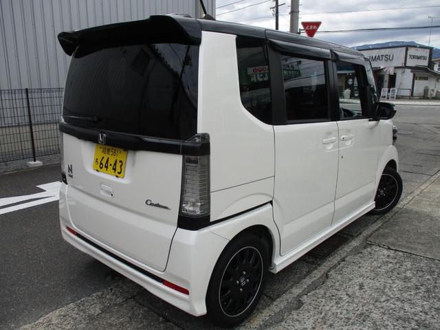 Ｎ－ＢＯＸカスタム ２トーンカラースタイル　Ｇ・ターボＬパッケージ　ワンオーナー　ＨＩＤ　フォグ　オートライト　オートドアミラー　両側パワースライドドア　クルコン　パドルシフト　純正ナビ　バックカメラ　地デジ　ＤＶＤ再生　ブルートゥース　ドラレコ　ウーファー　禁煙車（8枚目）