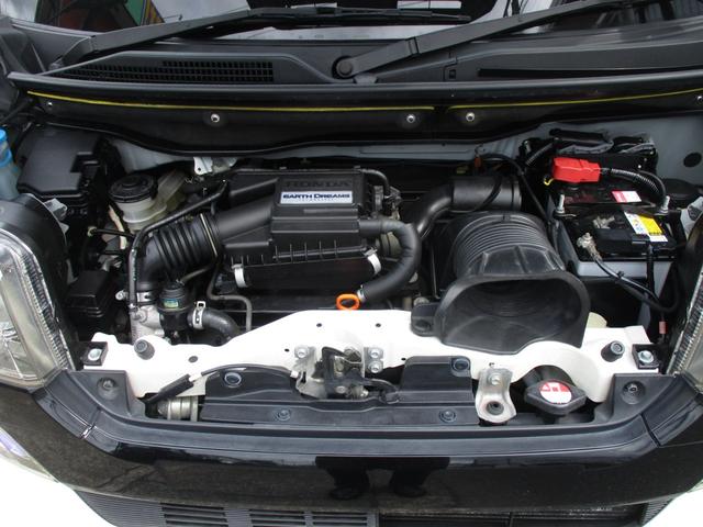 Ｎ－ＢＯＸカスタム ２トーンカラースタイル　Ｇ・ターボＬパッケージ　ワンオーナー　ＨＩＤ　フォグ　オートライト　オートドアミラー　両側パワースライドドア　クルコン　パドルシフト　純正ナビ　バックカメラ　地デジ　ＤＶＤ再生　ブルートゥース　ドラレコ　ウーファー　禁煙車（17枚目）