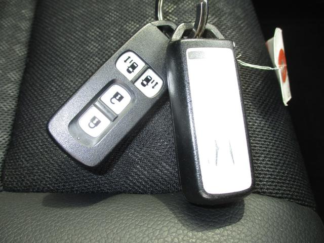 Ｎ－ＢＯＸカスタム ２トーンカラースタイル　Ｇ・ターボＬパッケージ　ワンオーナー　ＨＩＤ　フォグ　オートライト　オートドアミラー　両側パワースライドドア　クルコン　パドルシフト　純正ナビ　バックカメラ　地デジ　ＤＶＤ再生　ブルートゥース　ドラレコ　ウーファー　禁煙車（30枚目）