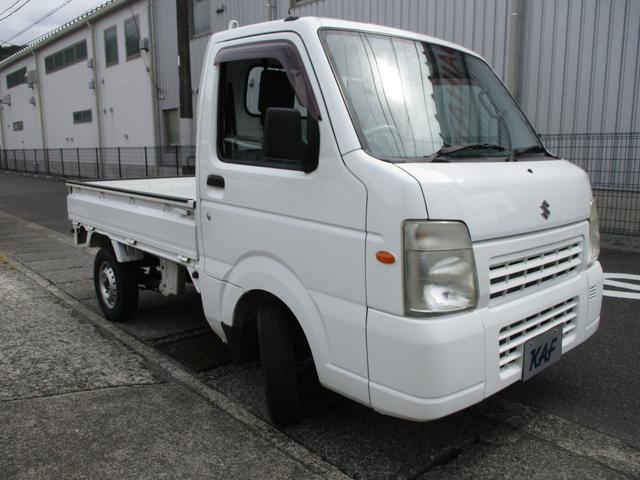 キャリイトラック ＦＣエアコン・パワステ　ショートホイールベース　パートタイム４ＷＤ　５速マニュアル　エアコン　パワステ　ＡＭ／ＦＭラジオ　サイドバイザー　ゲートプロテクタ　ヘッドライトレベライザー（6枚目）