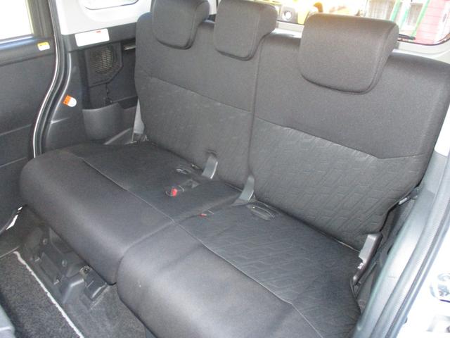 タンク カスタムＧ　Ｓ　スマートアシスト　ワンオーナー　フォグ　オートライト　オートドアミラー　両側パワースライドドア　クルコン　前席シートヒーター　純正ナビ　バックカメラ　地デジ　ブルートゥース　ＥＴＣ　ドラレコ　禁煙車（14枚目）