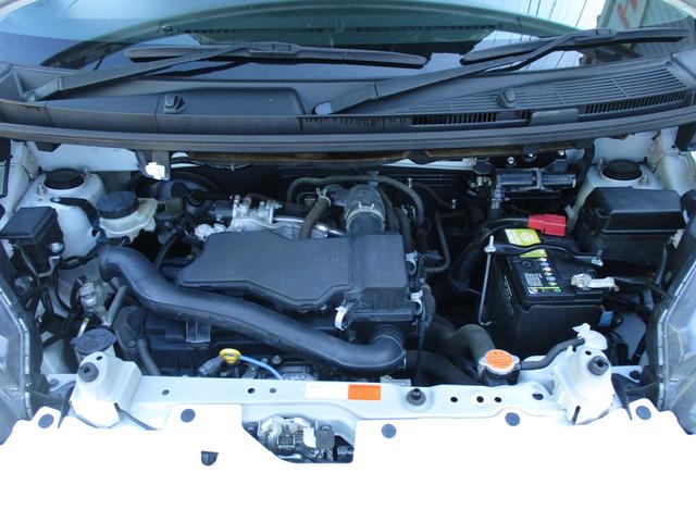 タンク カスタムＧ　Ｓ　スマートアシスト　ワンオーナー　フォグ　オートライト　オートドアミラー　両側パワースライドドア　クルコン　前席シートヒーター　純正ナビ　バックカメラ　地デジ　ブルートゥース　ＥＴＣ　ドラレコ　禁煙車（17枚目）