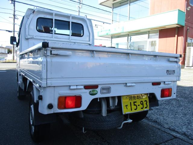 キャリイトラック ＫＣエアコン・パワステ　４ＷＤ　５速マニュアル　エアコン　パワステ　エアバッグ　三方開　ＡＭ／ＦＭラジオ　サイドバイザー　禁煙車（38枚目）