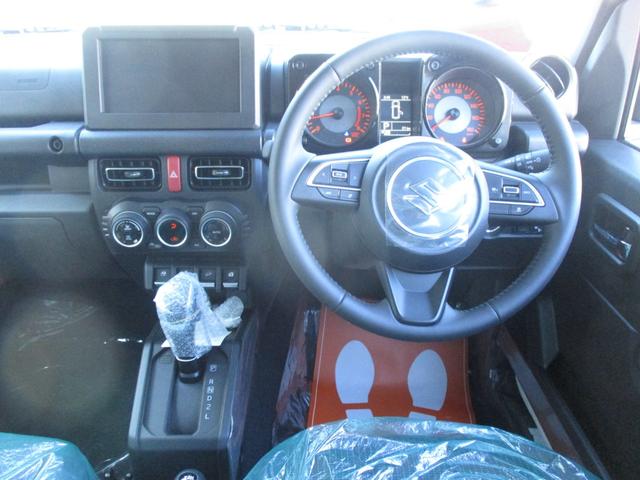 ジムニーノマド ＦＣ　登録済み未使用車　デュアルカメラブレーキサポート　ＬＥＤ　フォグ　オートライト　電格ミラー　クルーズコントロール　ステアリングスイッチ　前席シートヒーター　メーカー保証付（10枚目）