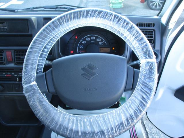 キャリイトラック ＫＣエアコン・パワステ　４ＷＤ　５速マニュアル　エアコン　パワステ　三方開　ＡＭ／ＦＭラジオ　ゲートプロテクタ　サイドバイザー　フロアマット　ＥＴＣ　禁煙車（21枚目）