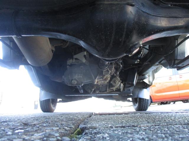 ハイゼットトラック エアコン・パワステ スペシャル 4WD 5速マニュアル エアコン パワステ ゲートプロテクタ AM/FMラジオ サイドバイザー フロアマット ETC(32枚目)