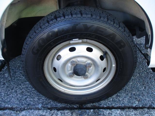 ハイゼットトラック エアコン・パワステ スペシャル 4WD 5速マニュアル エアコン パワステ ゲートプロテクタ AM/FMラジオ サイドバイザー フロアマット ETC(35枚目)