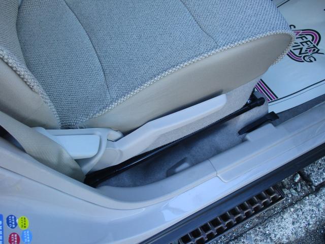 アルトラパン S レーダーブレーキサポート ワンオーナー HID オートライト 電格ミラー ステアリングスイッチ 運転席シートヒーター 純正ナビ 全方位カメラ 地デジ DVD再生 ブルートゥース 禁煙車(32枚目)