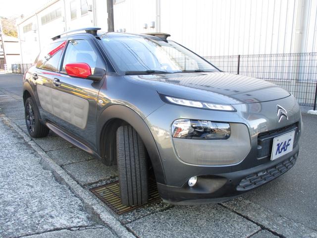 Ｃ４ カクタス ベースグレード　本国仕様　１６００ｃｃ　左ハンドル　ディーゼル　オートライト　ガラスルーフ　クルーズコントロール　パドルシフト　純正オーディオ　キーレス　ＥＴＣ（6枚目）