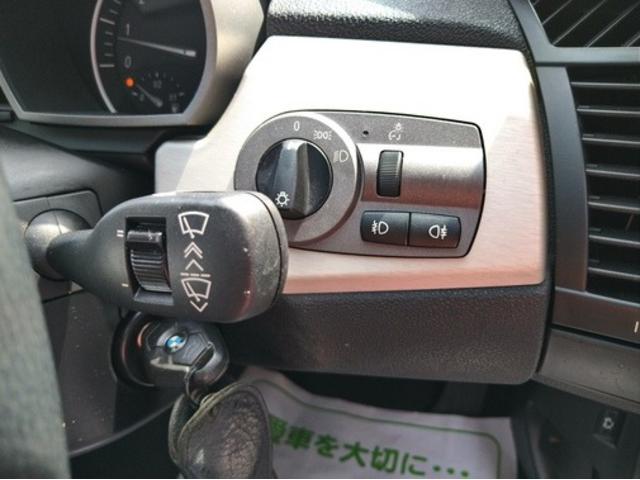 ２．５ｉ　ロードスター２．５ｉ（２名）　第２無期限保証　車検整備付　キーレス　ポータブルナビ　ＣＤ　ＥＴＣ　電格ミラー　取説・記録簿　純正アルミ　フル電動オープン(31枚目)