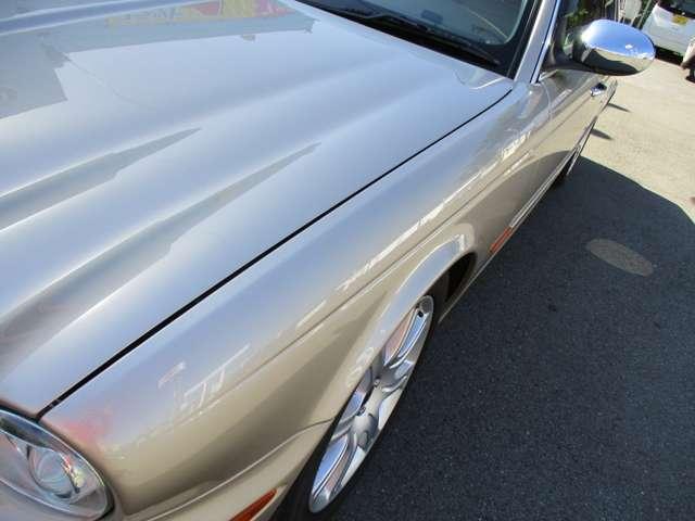 ＸＪ ＸＪ８　３．５　ベージュ革内装　ナビ　ＥＴＣ　天張り張り替済み　ディラー車　右ハンドル　ダイムラーグリル　ダイムラーエンブレム（19枚目）