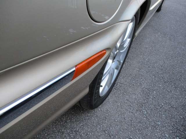 ＸＪ ＸＪ８　３．５　ベージュ革内装　ナビ　ＥＴＣ　天張り張り替済み　ディラー車　右ハンドル　ダイムラーグリル　ダイムラーエンブレム（27枚目）