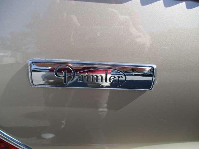 ＸＪ ＸＪ８　３．５　ベージュ革内装　ナビ　ＥＴＣ　天張り張り替済み　ディラー車　右ハンドル　ダイムラーグリル　ダイムラーエンブレム（30枚目）