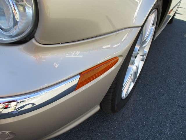 ＸＪ ＸＪ８　３．５　ベージュ革内装　ナビ　ＥＴＣ　天張り張り替済み　ディラー車　右ハンドル　ダイムラーグリル　ダイムラーエンブレム（39枚目）