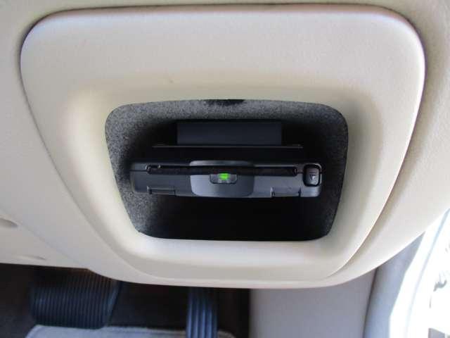 ＸＪ ＸＪ８　３．５　ベージュ革内装　ナビ　ＥＴＣ　天張り張り替済み　ディラー車　右ハンドル　ダイムラーグリル　ダイムラーエンブレム（64枚目）