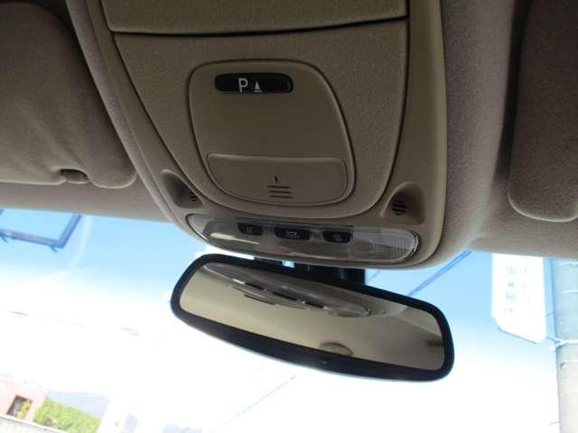 ＸＪ ＸＪ８　３．５　ベージュ革内装　ナビ　ＥＴＣ　天張り張り替済み　ディラー車　右ハンドル　ダイムラーグリル　ダイムラーエンブレム（68枚目）