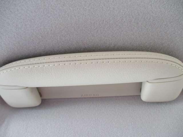 ＸＪ ＸＪ８　３．５　ベージュ革内装　ナビ　ＥＴＣ　天張り張り替済み　ディラー車　右ハンドル　ダイムラーグリル　ダイムラーエンブレム（71枚目）