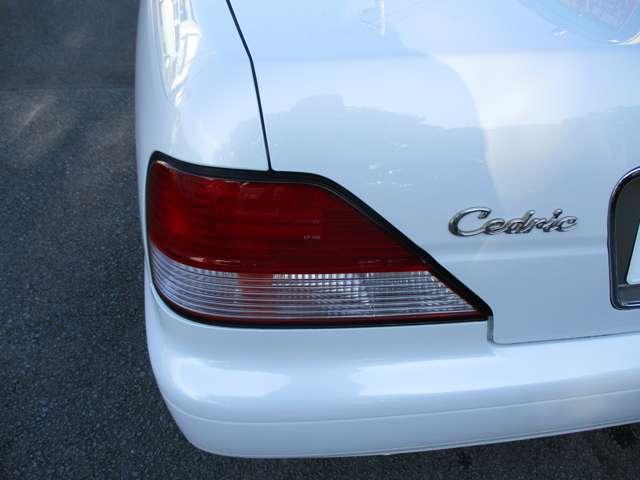 セドリック ブロアム　ワークユーロライン１９インチ　新品タイヤ　新品エスペリアローダウン　オートエアコン　キーレス（21枚目）