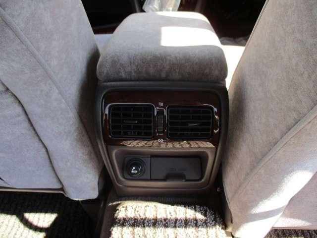 セドリック ブロアム　ワークユーロライン１９インチ　新品タイヤ　新品エスペリアローダウン　オートエアコン　キーレス（42枚目）