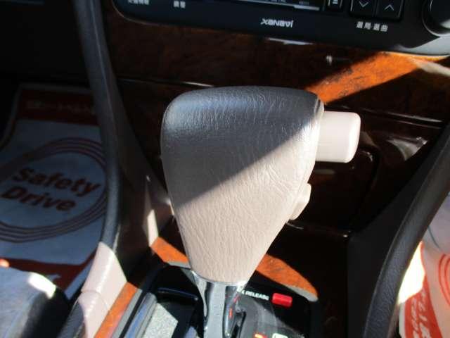 セドリック ブロアム　ワークユーロライン１９インチ　新品タイヤ　新品エスペリアローダウン　オートエアコン　キーレス（46枚目）