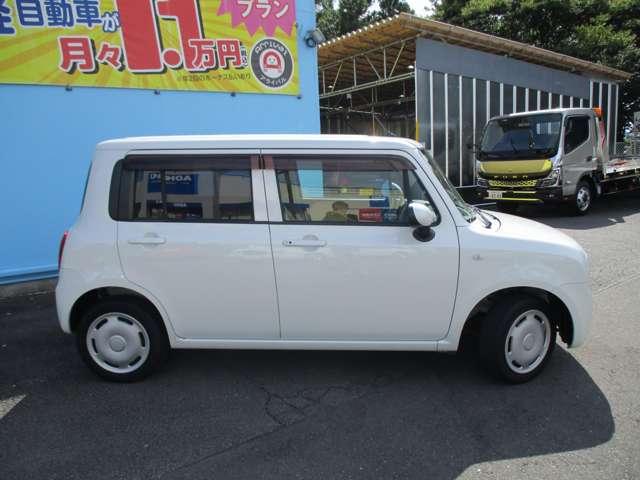 アルトラパン Ｘ　軽自動車　ラパン　スマートキー　プッシュスタート　ベンツシート　オートマ　１年間走行無制限保証（9枚目）