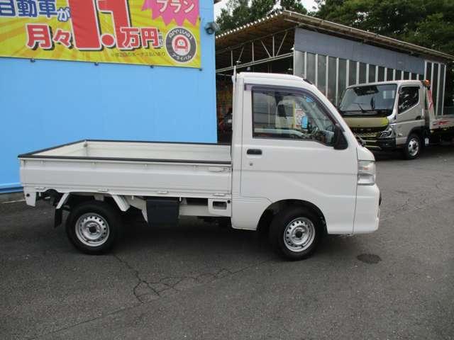 ハイゼットトラック エアコン・パワステ　スペシャル　軽トラック　４ＷＤ　パートタイム　５ＭＴ　３方開　ハイゼット　エアコン　パワステ　フォグランプ　１年間走行無制限保証（8枚目）