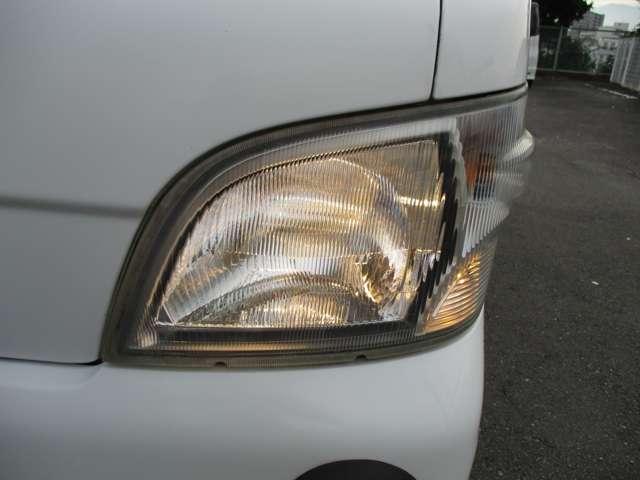 ハイゼットトラック エアコン・パワステ　スペシャル　軽トラック　４ＷＤ　パートタイム　５ＭＴ　３方開　ハイゼット　エアコン　パワステ　フォグランプ　１年間走行無制限保証（17枚目）