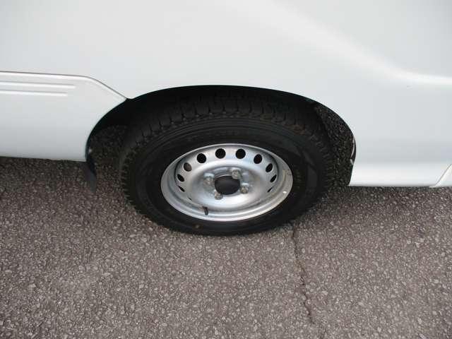 ハイゼットトラック エアコン・パワステ　スペシャル　軽トラック　４ＷＤ　パートタイム　５ＭＴ　３方開　ハイゼット　エアコン　パワステ　フォグランプ　１年間走行無制限保証（22枚目）