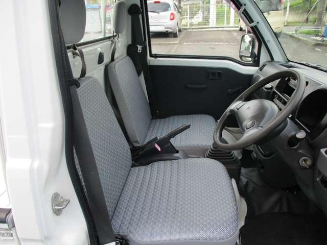 ハイゼットトラック エアコン・パワステ　スペシャル　軽トラック　４ＷＤ　パートタイム　５ＭＴ　３方開　ハイゼット　エアコン　パワステ　フォグランプ　１年間走行無制限保証（26枚目）