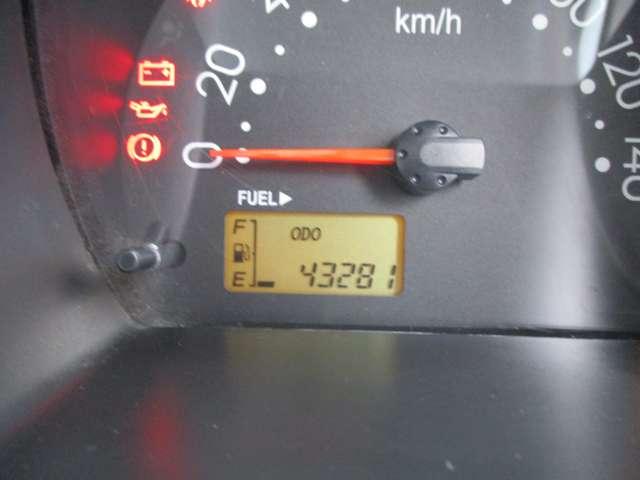 ハイゼットトラック エアコン・パワステ　スペシャル　軽トラック　４ＷＤ　パートタイム　５ＭＴ　３方開　ハイゼット　エアコン　パワステ　フォグランプ　１年間走行無制限保証（28枚目）