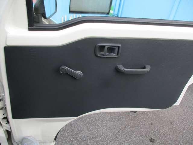 ハイゼットトラック エアコン・パワステ　スペシャル　軽トラック　４ＷＤ　パートタイム　５ＭＴ　３方開　ハイゼット　エアコン　パワステ　フォグランプ　１年間走行無制限保証（32枚目）