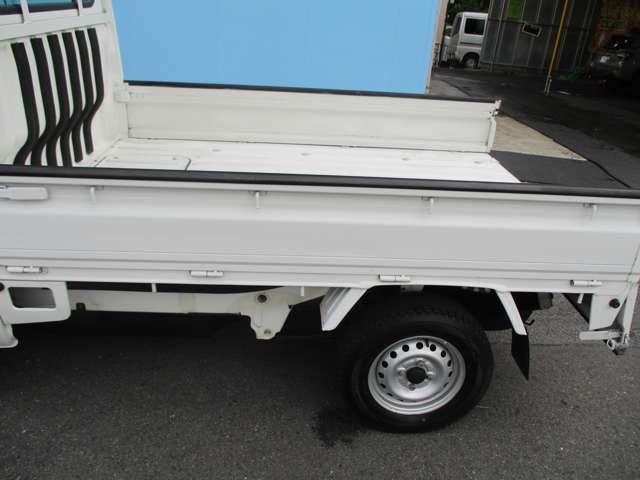 ハイゼットトラック エアコン・パワステ　スペシャル　軽トラック　４ＷＤ　パートタイム　５ＭＴ　３方開　ハイゼット　エアコン　パワステ　フォグランプ　１年間走行無制限保証（42枚目）