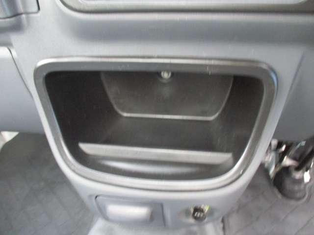 ハイゼットトラック エアコン・パワステ　スペシャル　軽トラック　４ＷＤ　パートタイム　５ＭＴ　３方開　ハイゼット　エアコン　パワステ　フォグランプ　１年間走行無制限保証（48枚目）