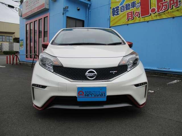 ノート ニスモ　Ｓ　専用エアロ　専用マフラー　５ＭＴ　ＲＥＣＡＲＯ装着車　社外ナビ　バックカメラ　ＥＴＣ　ハッチバック　専用チューニングＨＲ１６ＤＥ　エンジン　１年間走行無制限保証（2枚目）