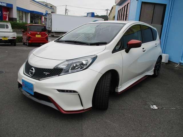 ノート ニスモ　Ｓ　専用エアロ　専用マフラー　５ＭＴ　ＲＥＣＡＲＯ装着車　社外ナビ　バックカメラ　ＥＴＣ　ハッチバック　専用チューニングＨＲ１６ＤＥ　エンジン　１年間走行無制限保証（5枚目）