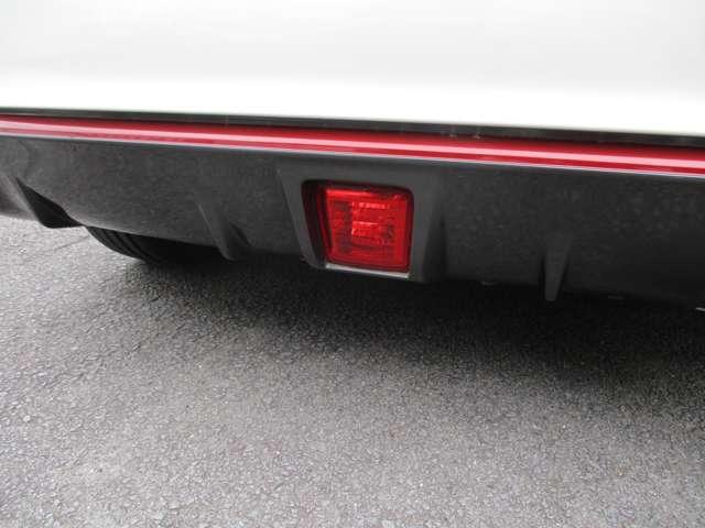 ノート ニスモ　Ｓ　専用エアロ　専用マフラー　５ＭＴ　ＲＥＣＡＲＯ装着車　社外ナビ　バックカメラ　ＥＴＣ　ハッチバック　専用チューニングＨＲ１６ＤＥ　エンジン　１年間走行無制限保証（27枚目）