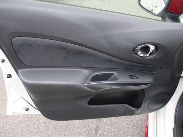 ノート ニスモ　Ｓ　専用エアロ　専用マフラー　５ＭＴ　ＲＥＣＡＲＯ装着車　社外ナビ　バックカメラ　ＥＴＣ　ハッチバック　専用チューニングＨＲ１６ＤＥ　エンジン　１年間走行無制限保証（40枚目）