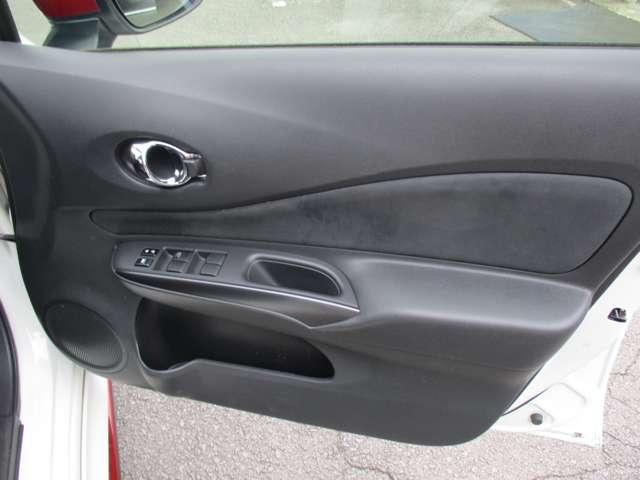 ノート ニスモ　Ｓ　専用エアロ　専用マフラー　５ＭＴ　ＲＥＣＡＲＯ装着車　社外ナビ　バックカメラ　ＥＴＣ　ハッチバック　専用チューニングＨＲ１６ＤＥ　エンジン　１年間走行無制限保証（42枚目）