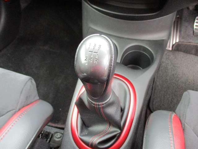 ノート ニスモ　Ｓ　専用エアロ　専用マフラー　５ＭＴ　ＲＥＣＡＲＯ装着車　社外ナビ　バックカメラ　ＥＴＣ　ハッチバック　専用チューニングＨＲ１６ＤＥ　エンジン　１年間走行無制限保証（47枚目）