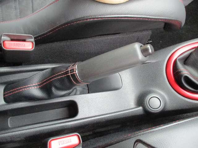 ノート ニスモ　Ｓ　専用エアロ　専用マフラー　５ＭＴ　ＲＥＣＡＲＯ装着車　社外ナビ　バックカメラ　ＥＴＣ　ハッチバック　専用チューニングＨＲ１６ＤＥ　エンジン　１年間走行無制限保証（48枚目）