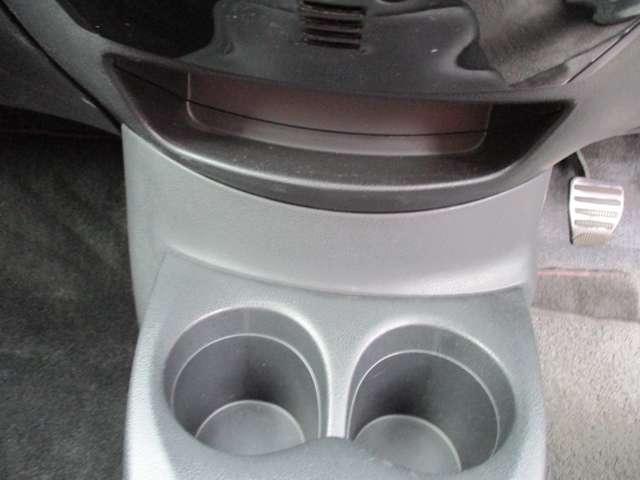 ノート ニスモ　Ｓ　専用エアロ　専用マフラー　５ＭＴ　ＲＥＣＡＲＯ装着車　社外ナビ　バックカメラ　ＥＴＣ　ハッチバック　専用チューニングＨＲ１６ＤＥ　エンジン　１年間走行無制限保証（49枚目）