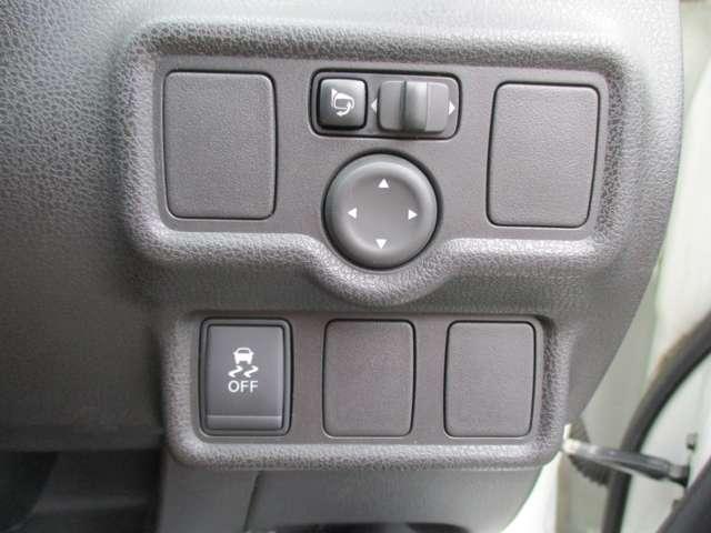 ノート ニスモ　Ｓ　専用エアロ　専用マフラー　５ＭＴ　ＲＥＣＡＲＯ装着車　社外ナビ　バックカメラ　ＥＴＣ　ハッチバック　専用チューニングＨＲ１６ＤＥ　エンジン　１年間走行無制限保証（50枚目）