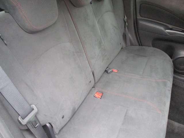 ノート ニスモ　Ｓ　専用エアロ　専用マフラー　５ＭＴ　ＲＥＣＡＲＯ装着車　社外ナビ　バックカメラ　ＥＴＣ　ハッチバック　専用チューニングＨＲ１６ＤＥ　エンジン　１年間走行無制限保証（53枚目）