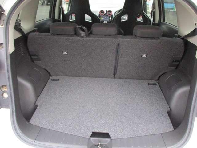 ノート ニスモ　Ｓ　専用エアロ　専用マフラー　５ＭＴ　ＲＥＣＡＲＯ装着車　社外ナビ　バックカメラ　ＥＴＣ　ハッチバック　専用チューニングＨＲ１６ＤＥ　エンジン　１年間走行無制限保証（56枚目）