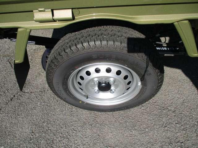 ハイゼットトラック ジャンボ　軽トラック　ジャンボ　カーキ　４ＷＤ　ＣＶＴ　純正Ｄオーディオ　フルセグＴＶ　アップルカープレイ　アンドロイドオート　届出済未使用車　メーカー保証（18枚目）