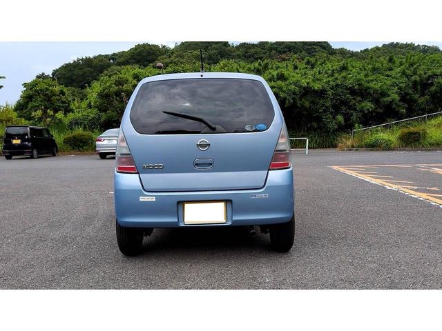 モコ Ｃ　エアコン　パワステ　パワーウィンドウ　運転席助手席エアバッグ　キーレスエントリー　衝突安全ボディ　フルフラット　ＣＤ（7枚目）
