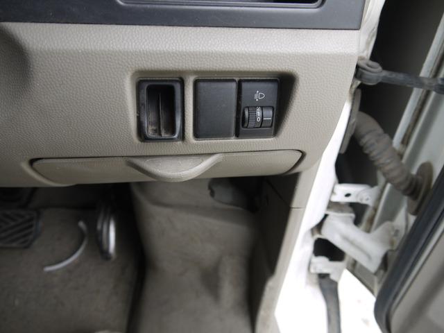 エブリイ ＰＡ　ＡＴ　両側スライドドア　エアコン　パワーステアリング　運転席エアバッグ　助手席エアバッグ（17枚目）